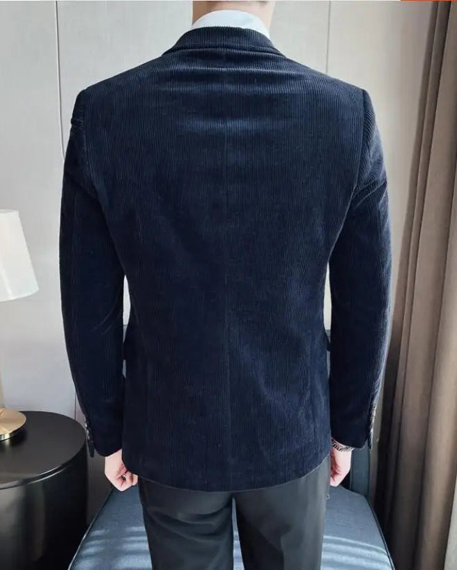 Blazer Roméo homme, bleu navy, avec bouton double et simple, style classique.