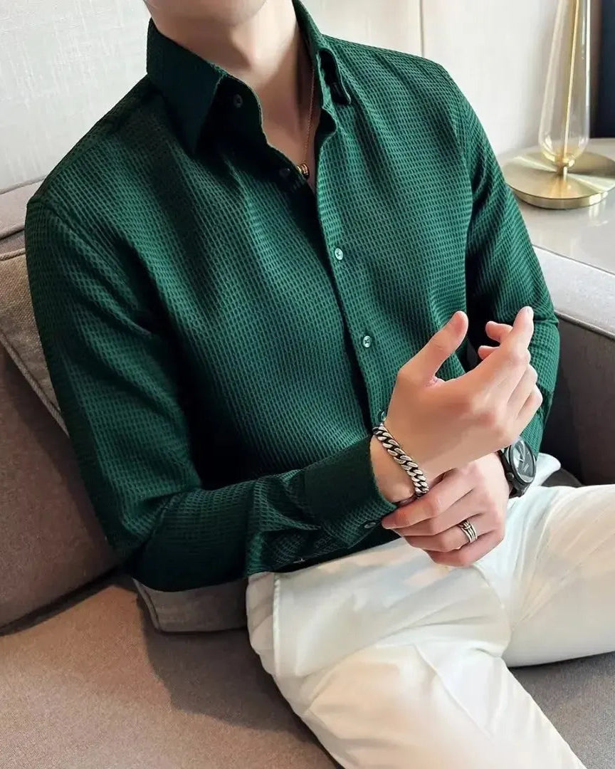 Chemise Jules verte pour homme, style Old Money, élégante et intemporelle.