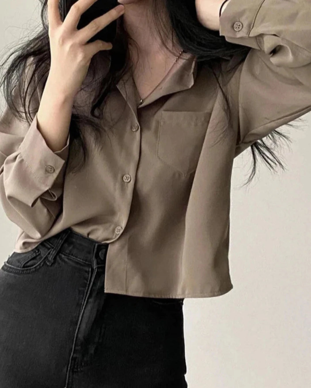 Chemise Luce femme, marron, style chic et intemporel en mousseline de soie.