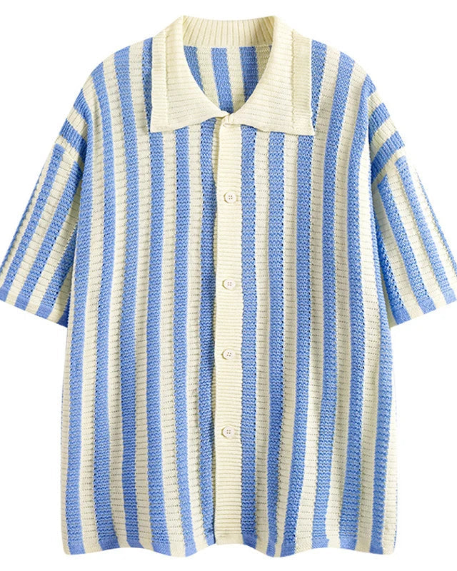 Chemise été rayée homme, bleu clair, coupe décontractée.