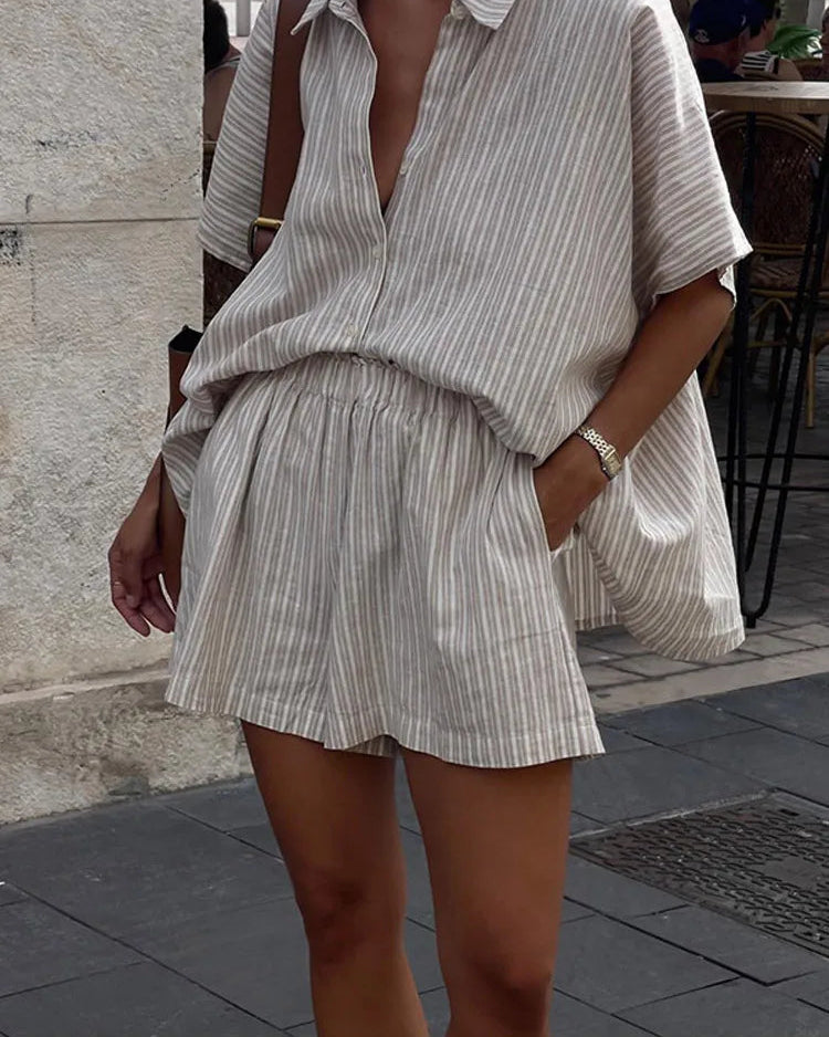 Ensemble chemise et short femme, rayures kaki, manches demi-longues.