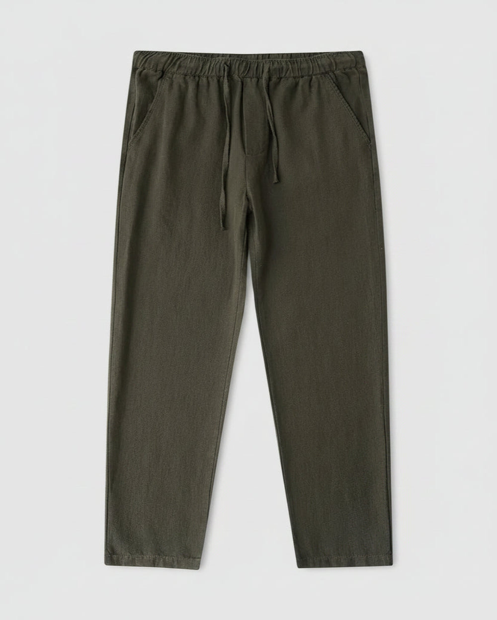 Pantalon gris foncé homme, coupe droite, élégance discrète.