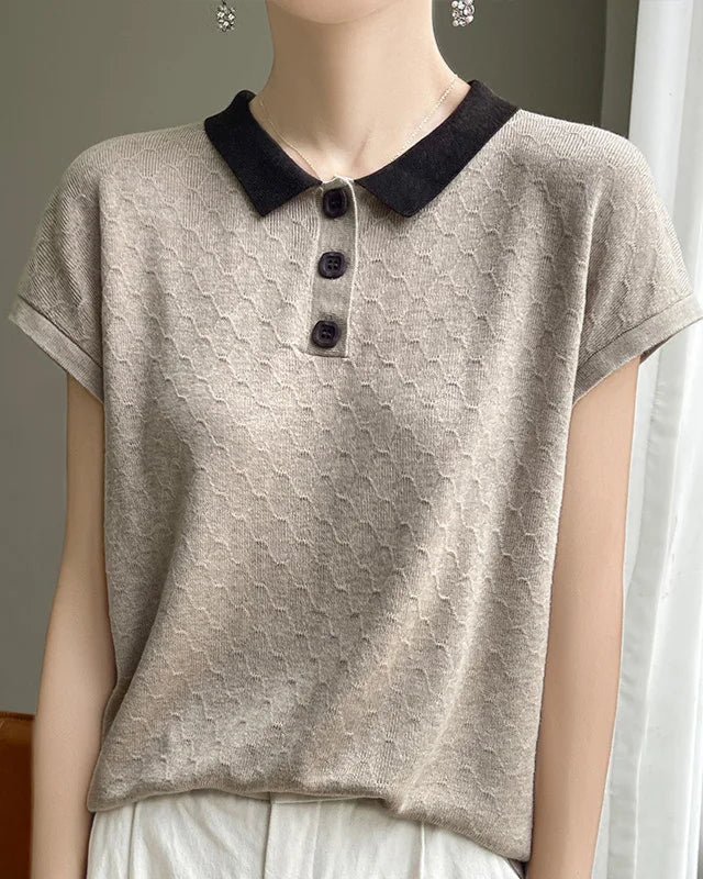 Polo Rosalie femme chameau, un incontournable au style sophistiqué.