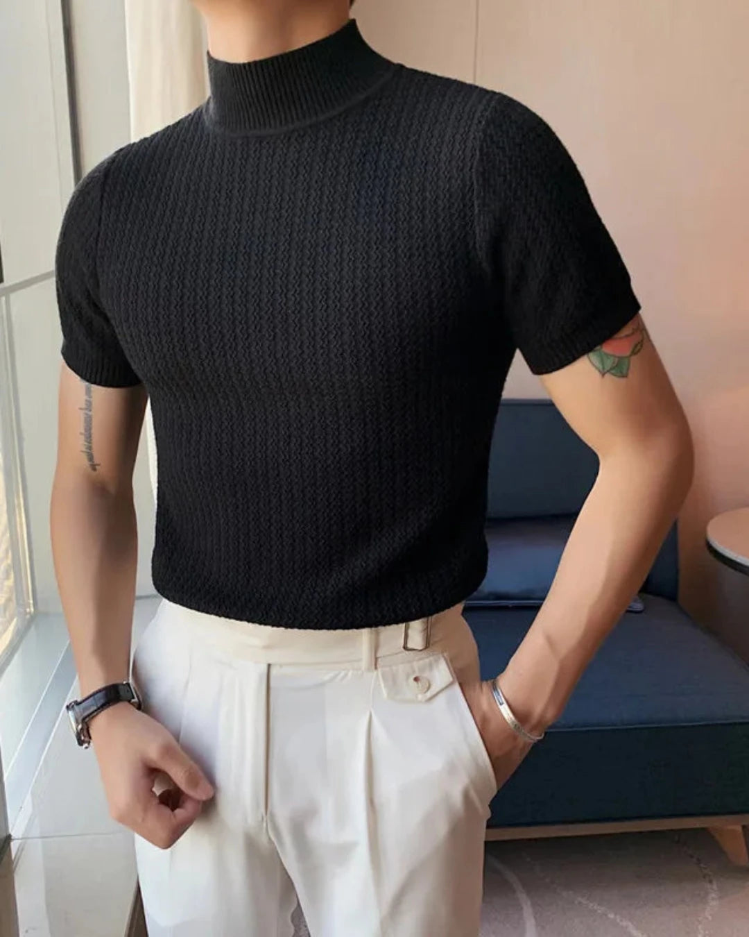 Pull Nino homme, noir, laine fine, col montant, style Old Money chic.