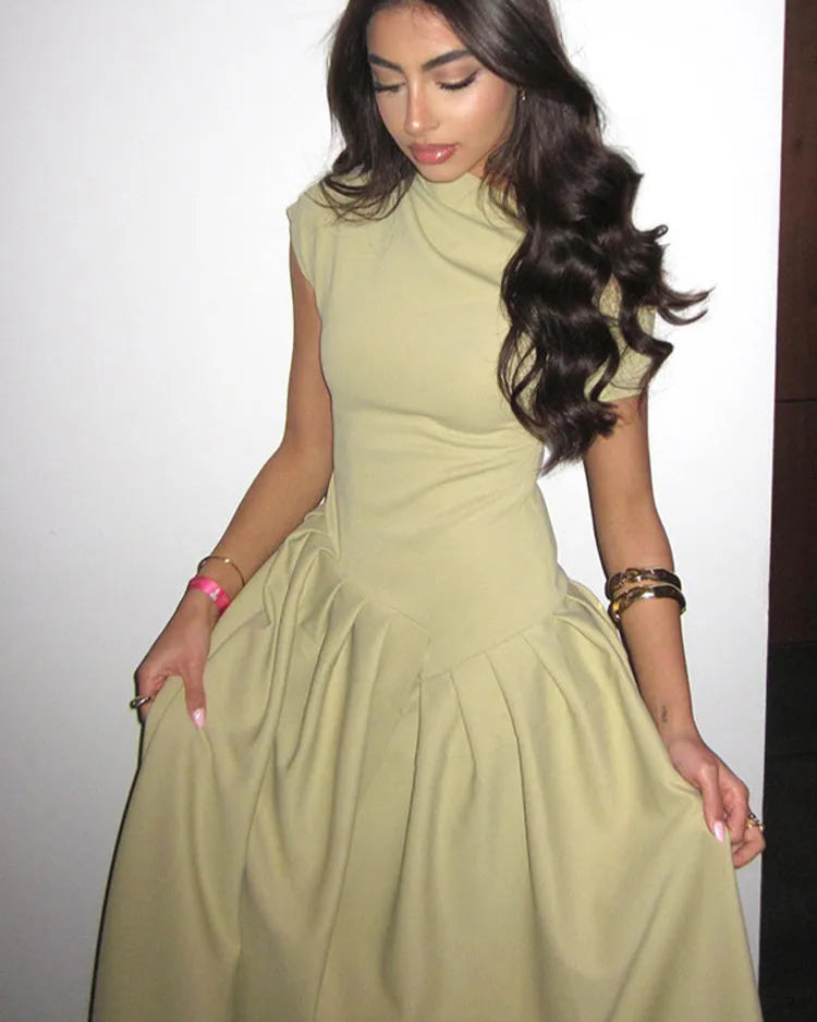 Robe Séraphine verte femme, style Old Money élégant et moderne.