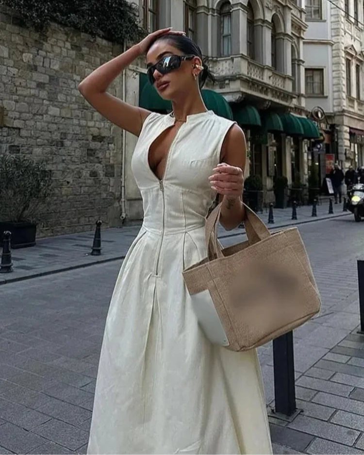 Robe Sidonie blanche femme, mode chic et intemporelle.