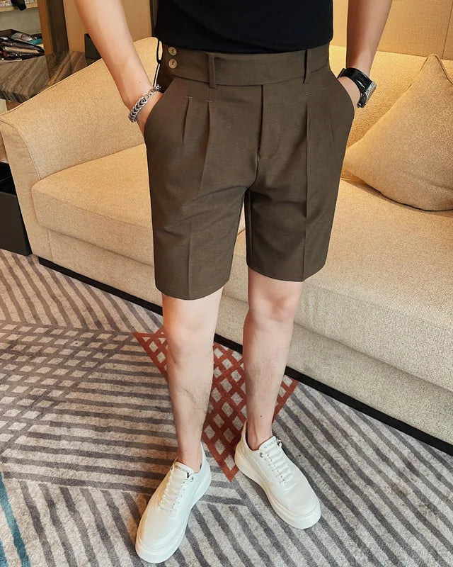 Short Blaise homme, café, inspiration costume, chic et sophistiqué.