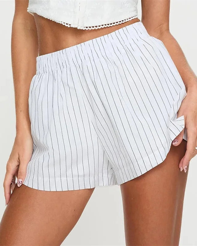 Short Mathilde blanc femme, confortable et estival.