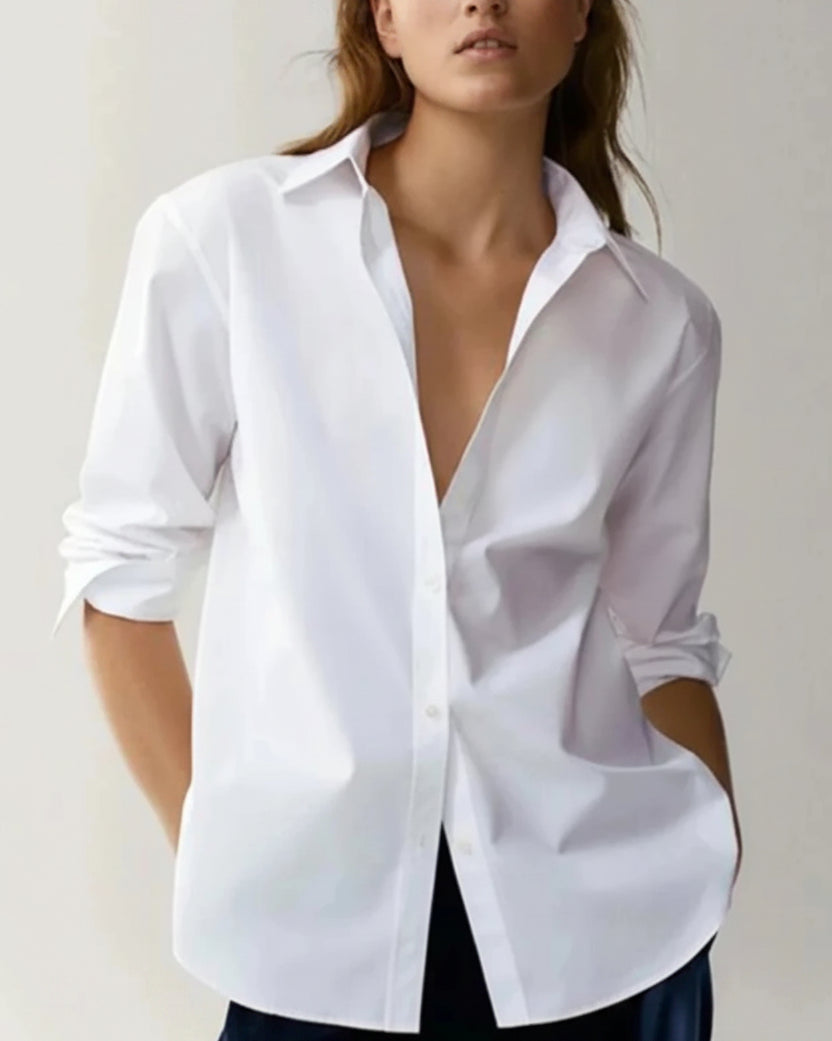 Chemise Blanche femme en mousseline de soie et coton, élégante et raffinée.