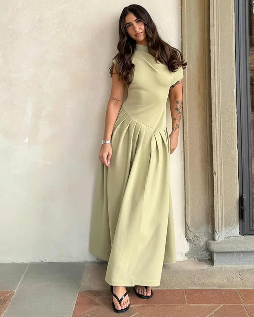 Robe Séraphine verte femme, style Old Money élégant et moderne.