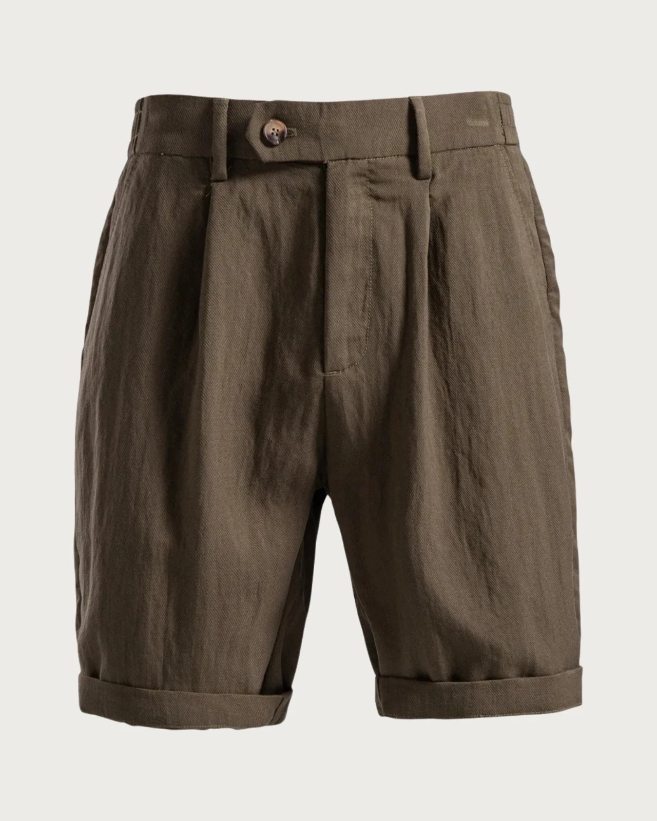 Short Adam homme café, look raffiné et intemporel pour un style élégant et moderne.